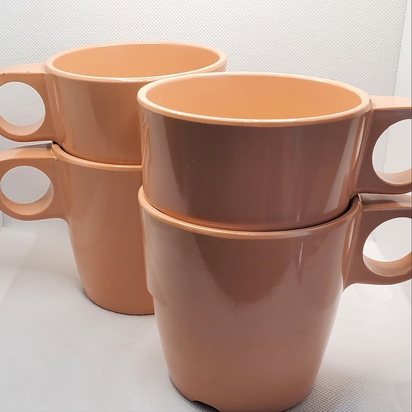 Vintage Set of 4 Melamine Vanguard by Maplex Mugs Salmon Pink - Picture 4 of 14